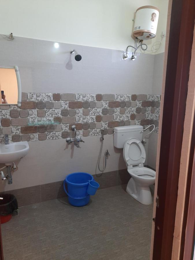 Grk Residency Hotel Gūduvāncheri Eksteriør billede